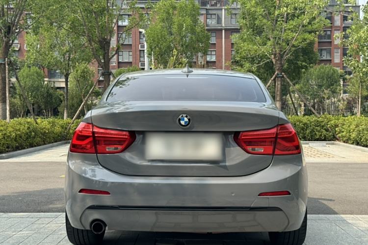 Used BMW 1 Series 2017 118i Sport Edition Exterior 5