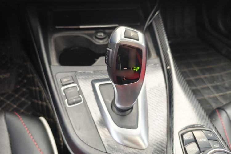 Used BMW 1 Series 2016 118i Leading Model Gear Lever