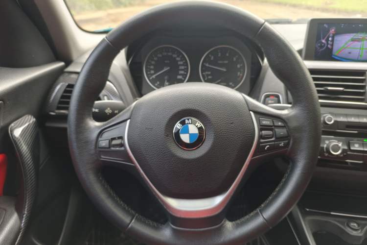 Used BMW 1 Series 2016 118i Leading Model Interior 3