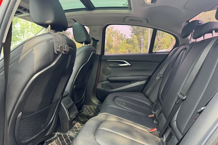 Used BMW 1 Series 2017 118i Sport Edition Interior 5