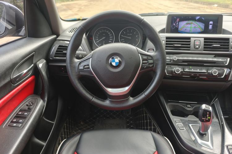Used BMW 1 Series 2016 118i Leading Model Interior 9