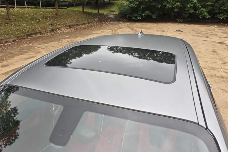 Used BMW 1 Series 2016 118i Leading Model Roof