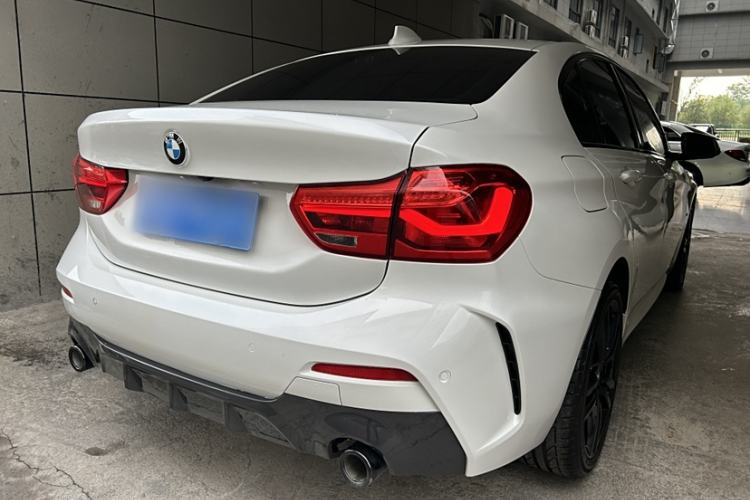 Used BMW 1 Series 2022 125i M Sport Night Edition Exterior 4