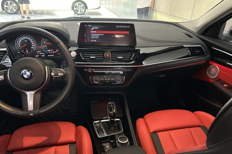 Used BMW 1 Series 2022 125i M Sport Night Edition Interior 1