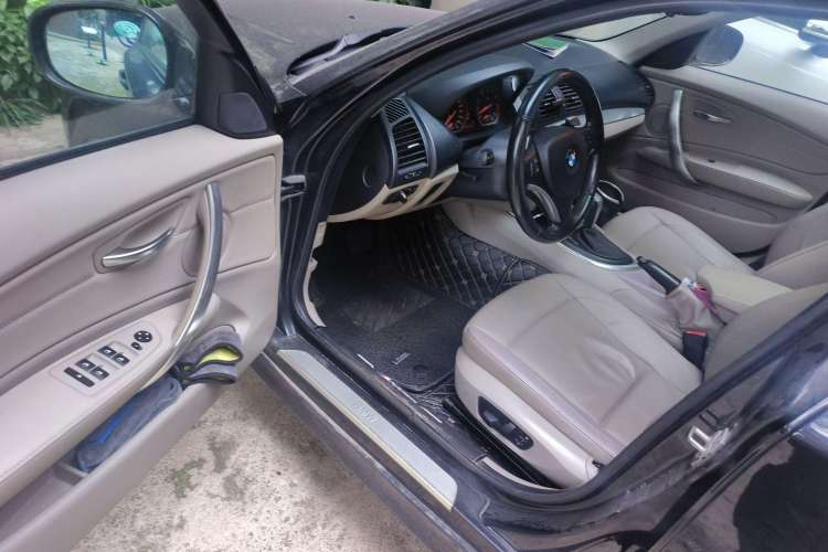 Used BMW 1 Series 2008 130i automatic transmission Driver Seat