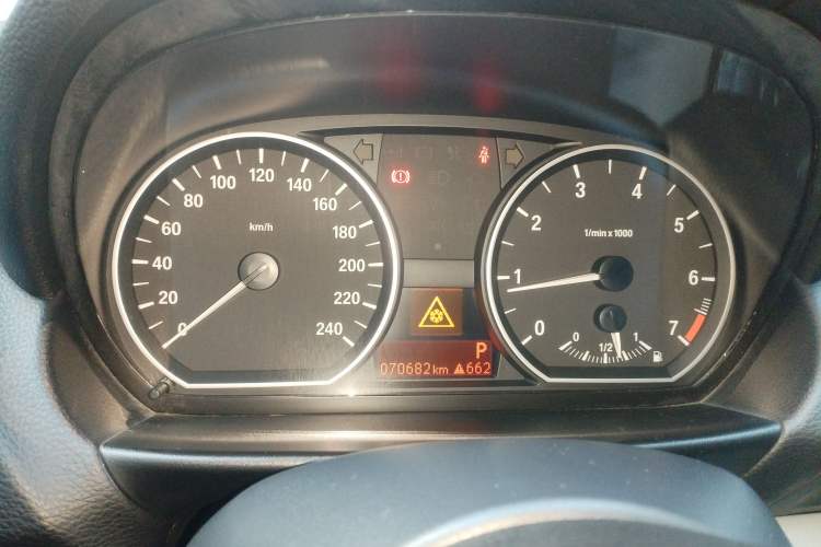 Used BMW 1 Series 2008 120i automatic transmission Instrument Cluster
