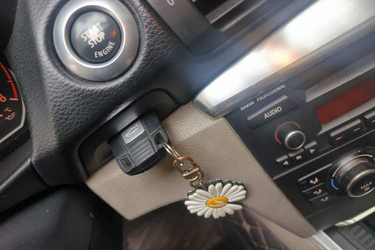 Used BMW 1 Series 2008 130i automatic transmission Vehicle Key