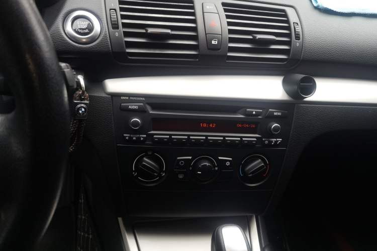 Used BMW 1 Series 2008 120i automatic transmission Audio And AC Panel