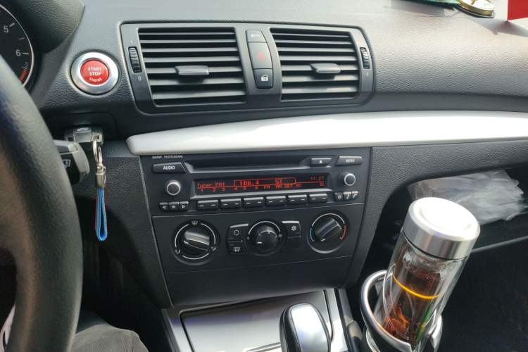 Used BMW 1 Series 2008 120i automatic transmission Audio And AC Panel