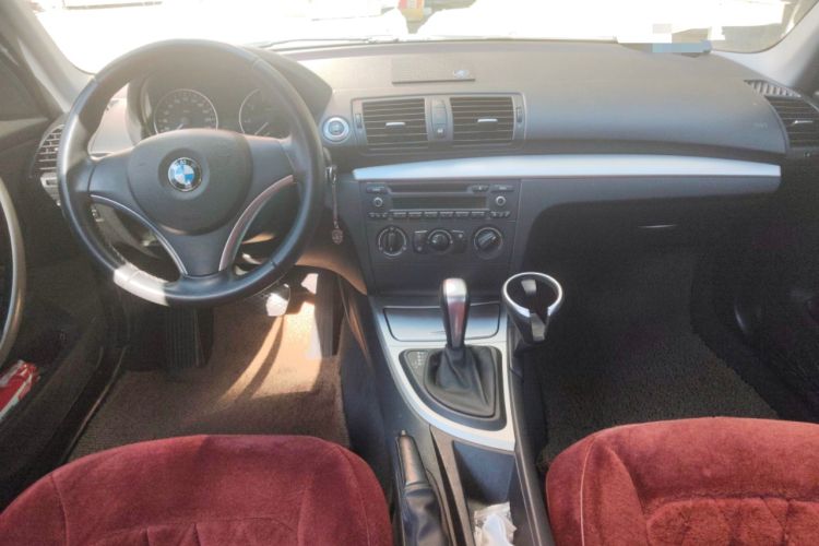 Used BMW 1 Series 2008 120i automatic transmission Center Console