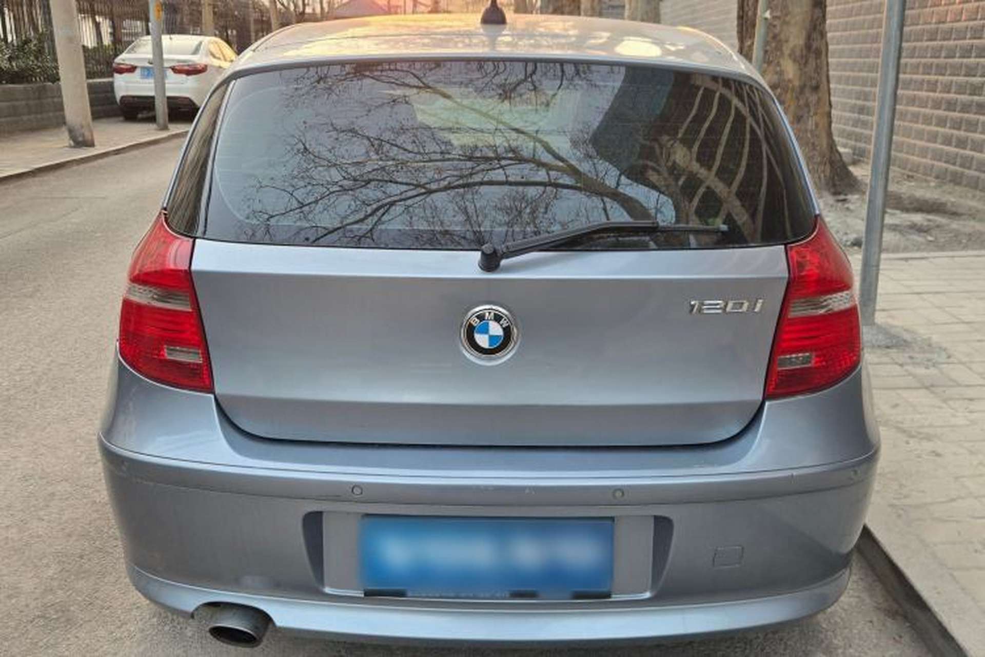 Used BMW 1 Series 2008 120i automatic transmission Exterior 7