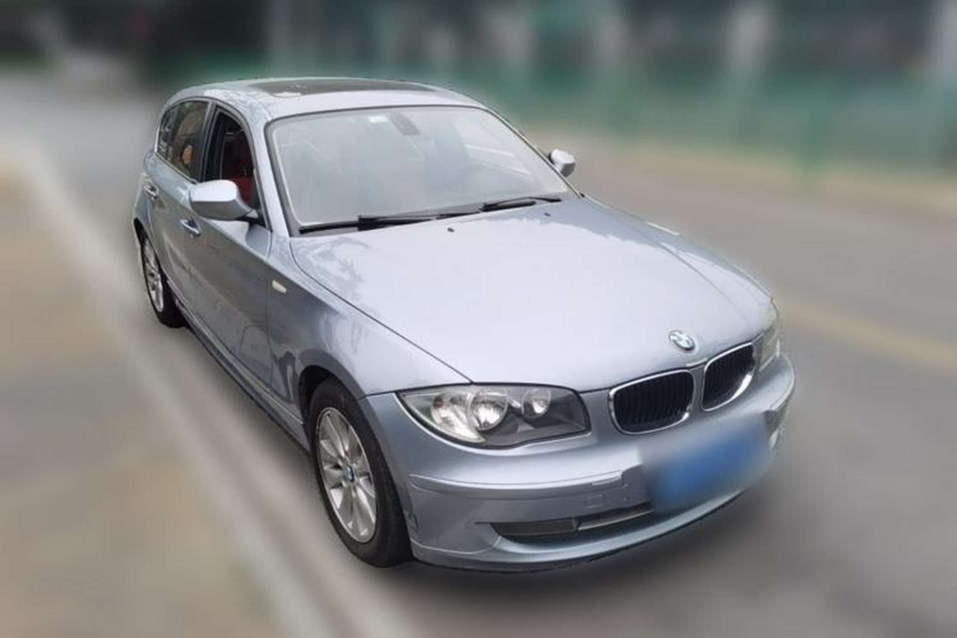 Used BMW 1 Series 2008 120i automatic transmission Front Right 45 Deg