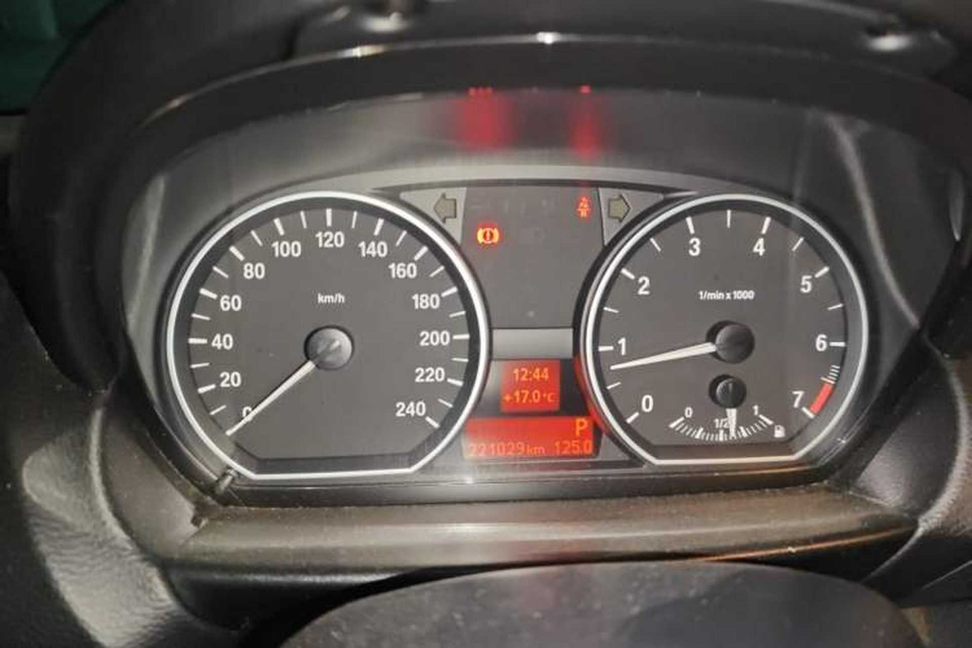 Used BMW 1 Series 2008 120i automatic transmission Instrument Cluster