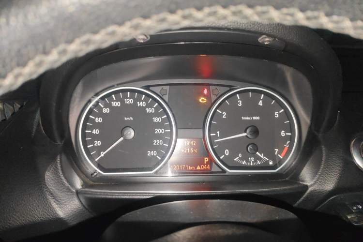 Used BMW 1 Series 2008 120i automatic transmission Instrument Cluster