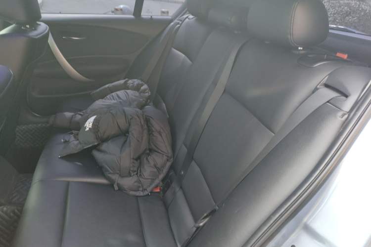 Used BMW 1 Series 2008 120i automatic transmission Left Rear Seat