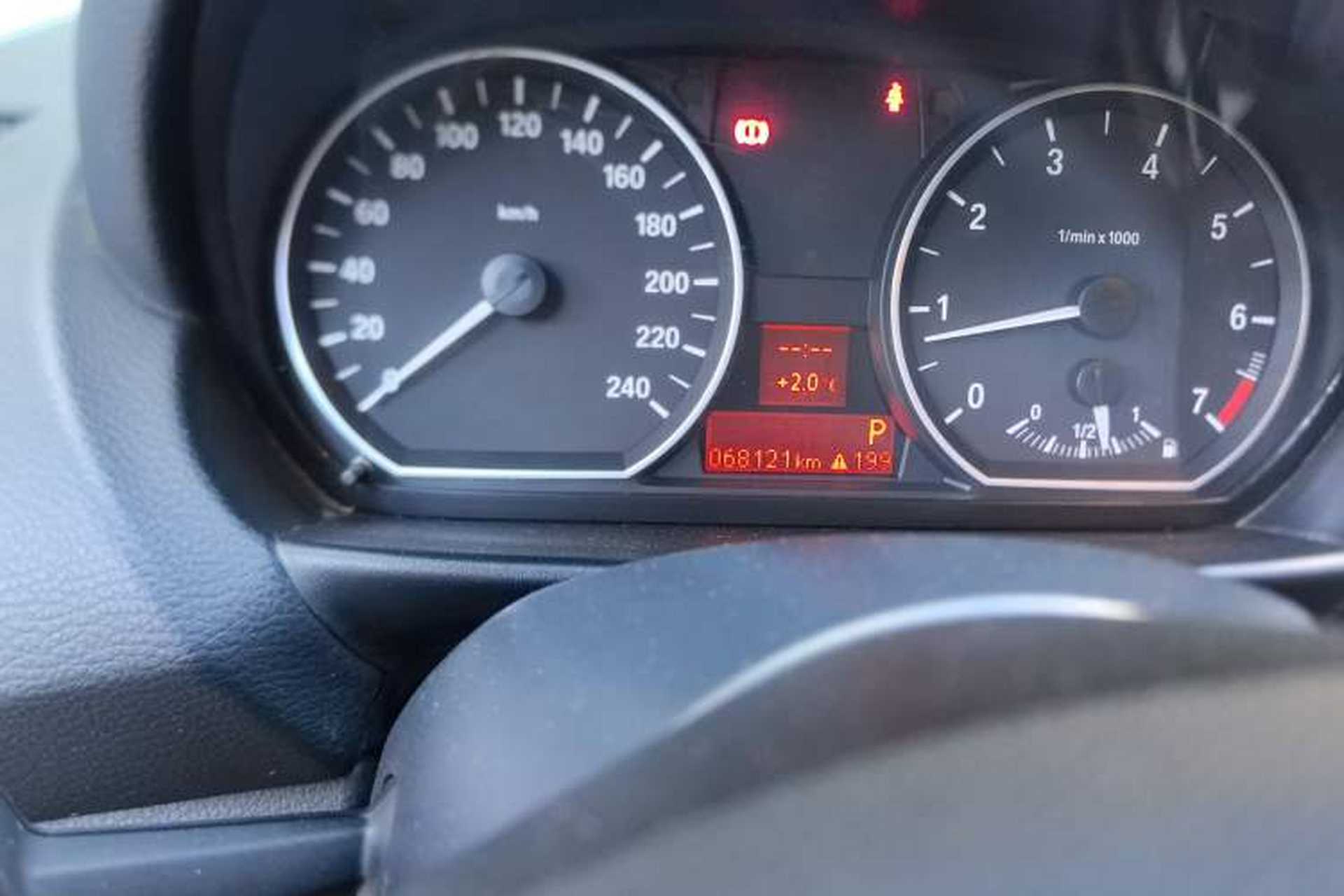 Used BMW 1 Series 2008 120i automatic transmission Odometer Close Up