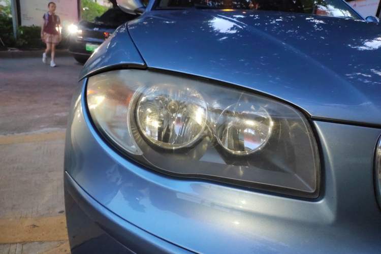 Used BMW 1 Series 2008 120i automatic transmission Right Front Headlight