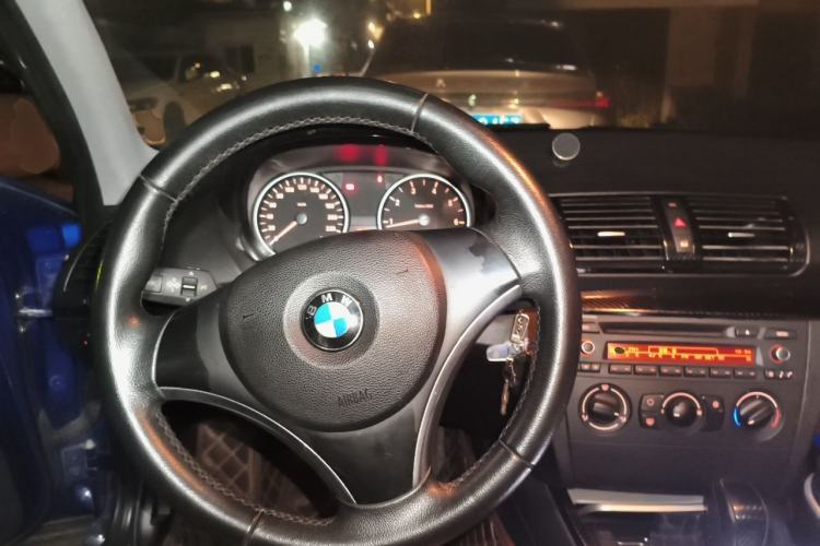 Used BMW 1 Series 2008 120i automatic transmission Steering Wheel