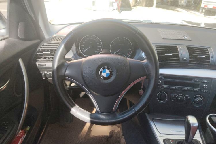 Used BMW 1 Series 2008 120i automatic transmission Steering Wheel