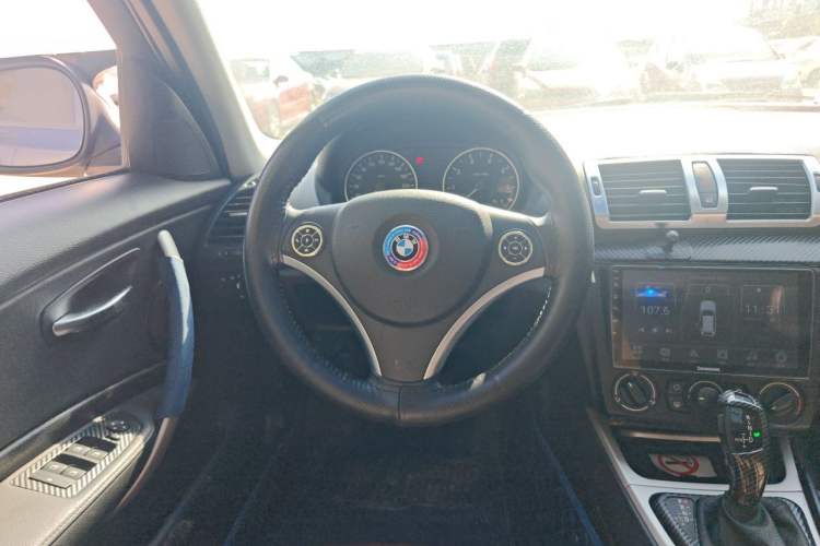 Used BMW 1 Series 2008 120i automatic transmission Steering Wheel