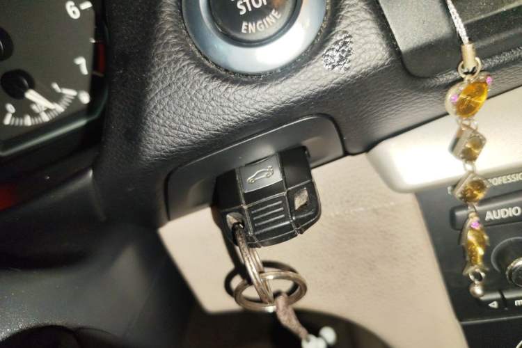 Used BMW 1 Series 2008 120i automatic transmission Vehicle Key