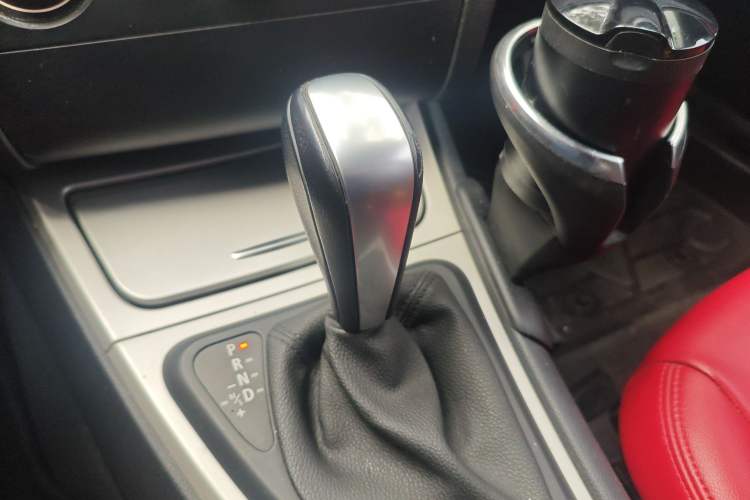 Used BMW 1 Series 2008 120i automatic transmission Gear Lever