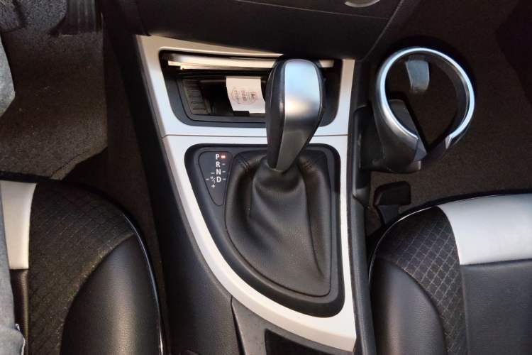 Used BMW 1 Series 2008 120i automatic transmission Gear Lever