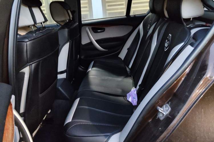Used BMW 1 Series 2008 120i automatic transmission Left Rear Seat