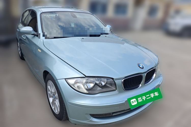 Used BMW 1 Series 2008 120i automatic transmission Front Right 45 Deg