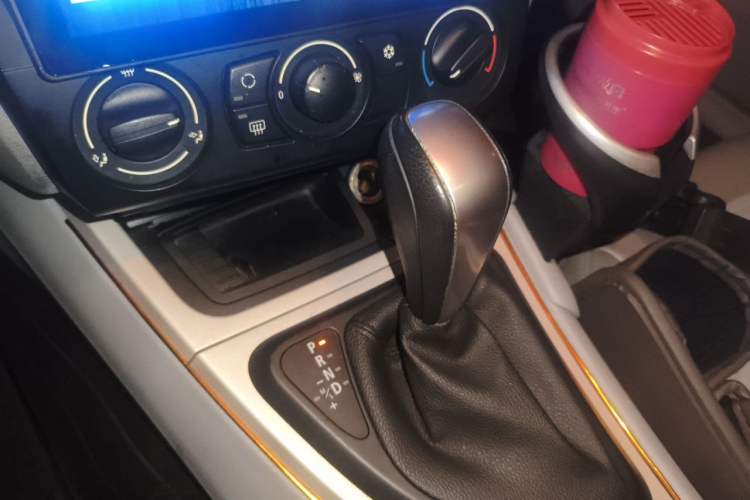 Used BMW 1 Series 2008 120i automatic transmission Gear Lever