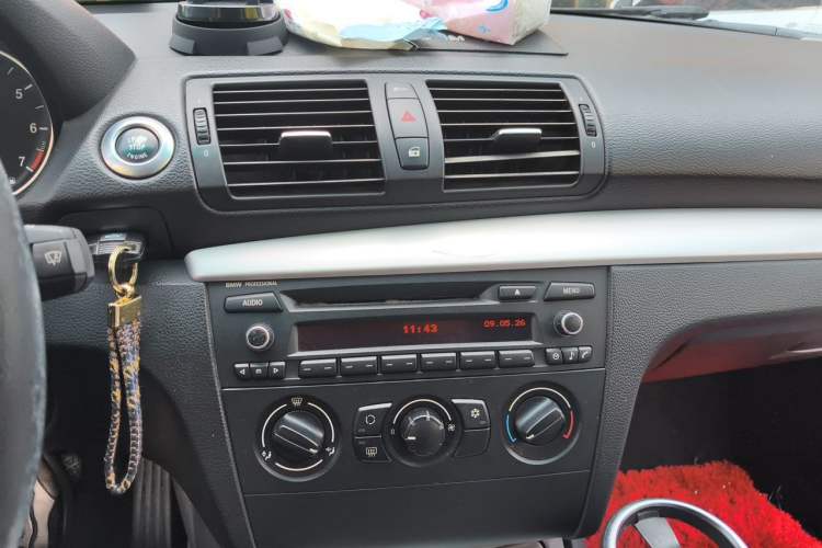 Used BMW 1 Series 2008 120i automatic transmission Audio And AC Panel