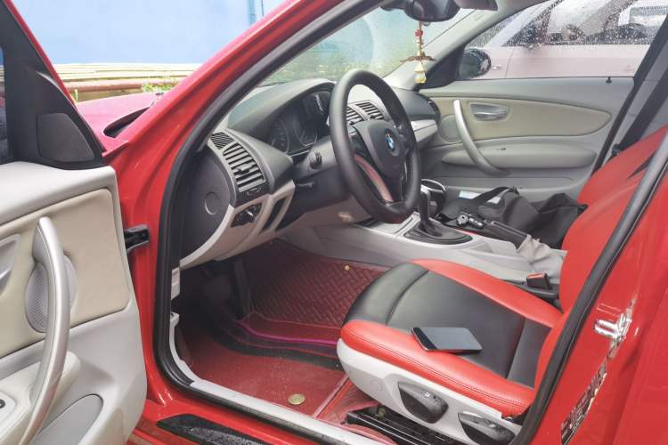 Used BMW 1 Series 2008 120i automatic transmission Driver Seat