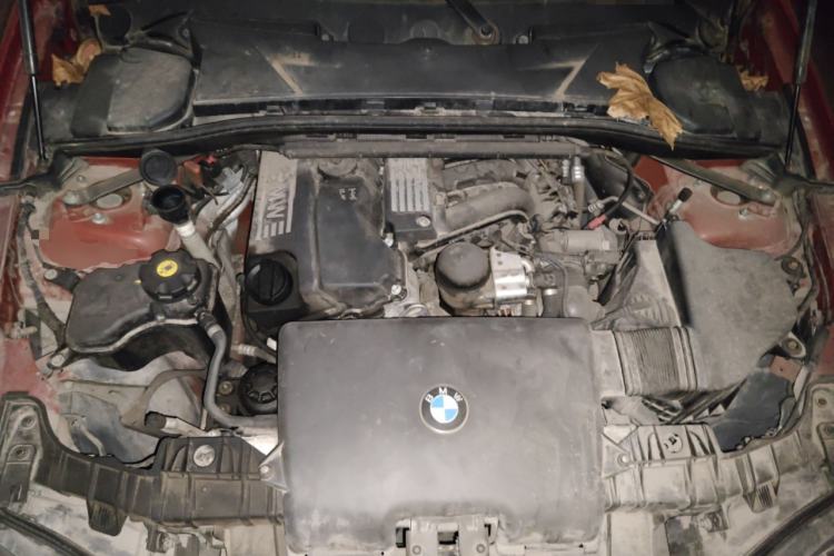 Used BMW 1 Series 2008 120i automatic transmission Engine Bay