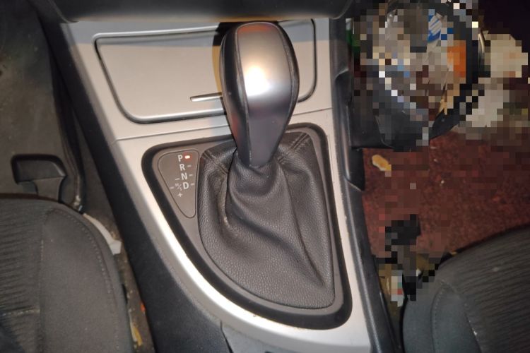 Used BMW 1 Series 2008 120i automatic transmission Gear Lever