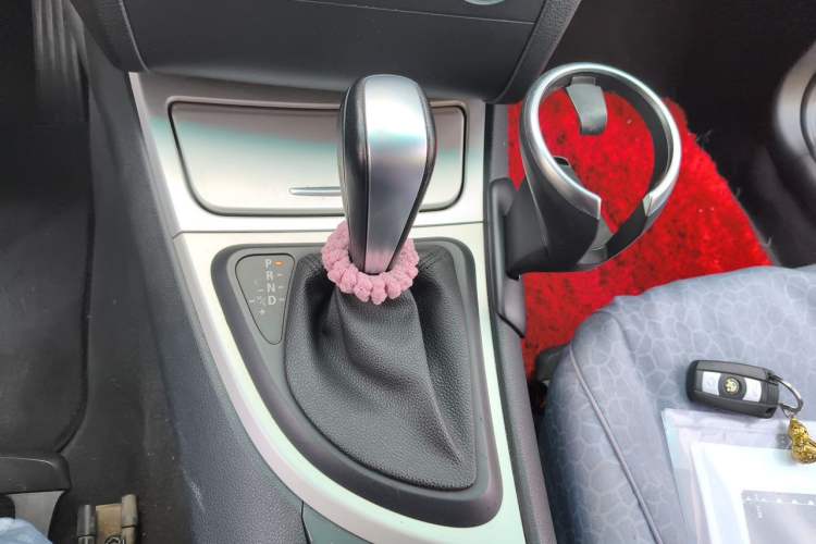 Used BMW 1 Series 2008 120i automatic transmission Gear Lever