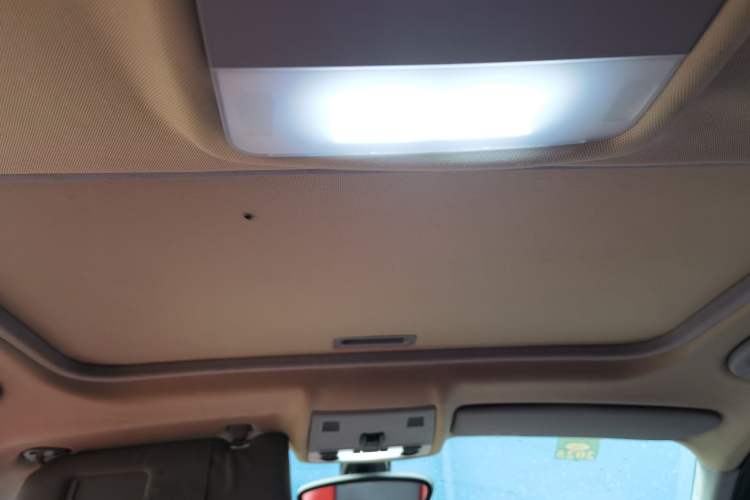 Used BMW 1 Series 2008 120i automatic transmission Headliner