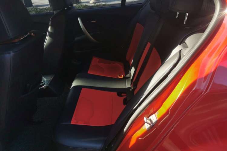 Used BMW 1 Series 2008 120i automatic transmission Left Rear Seat