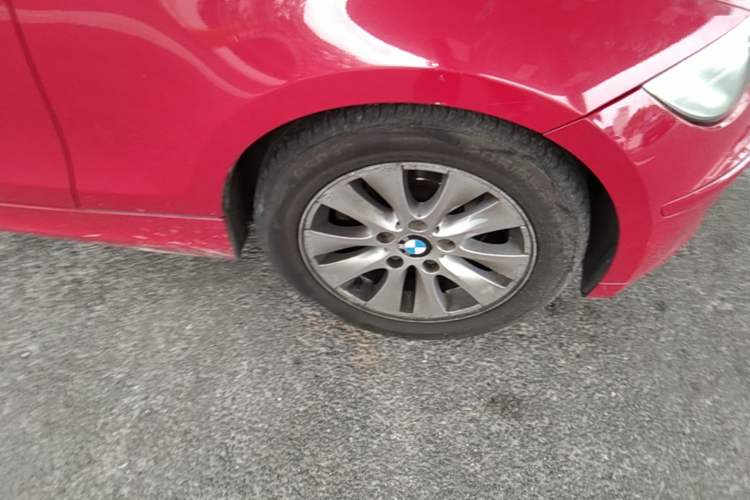 Used BMW 1 Series 2008 120i automatic transmission Right Front Wheel Hub