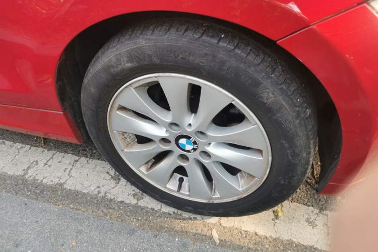 Used BMW 1 Series 2008 120i automatic transmission Right Front Wheel Hub