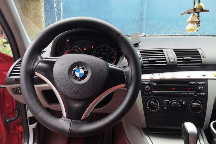 Used BMW 1 Series 2008 120i automatic transmission Steering Wheel