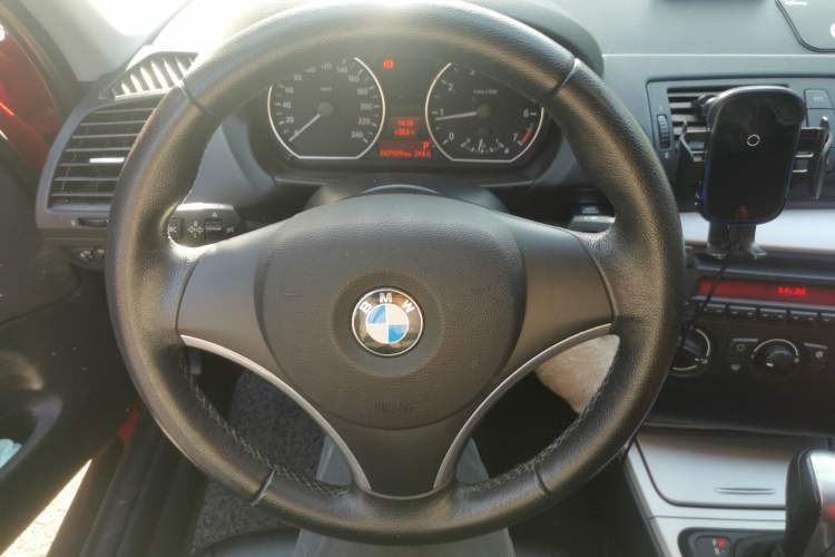 Used BMW 1 Series 2008 120i automatic transmission Steering Wheel