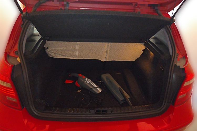 Used BMW 1 Series 2008 120i automatic transmission Trunk