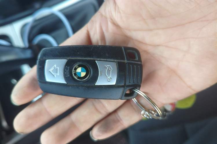 Used BMW 1 Series 2008 120i automatic transmission Vehicle Key