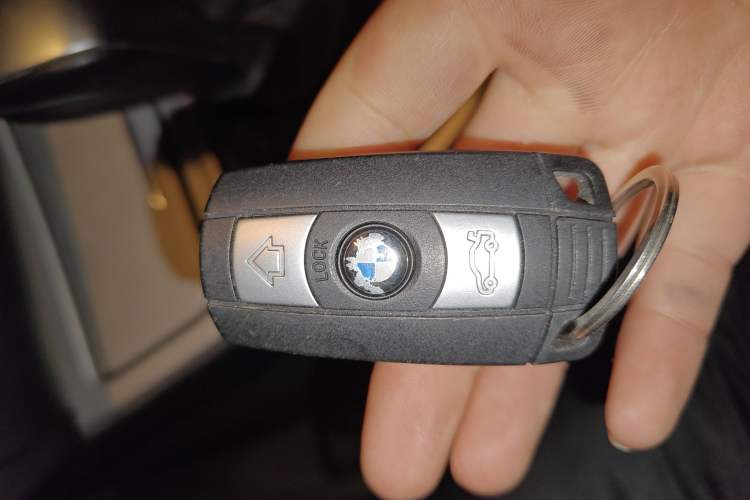 Used BMW 1 Series 2008 120i automatic transmission Vehicle Key