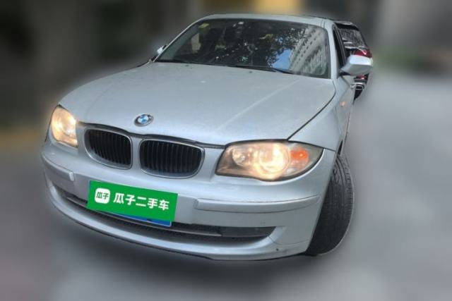 BMW 1 Series 2008 120i automatic transmission مستعملة