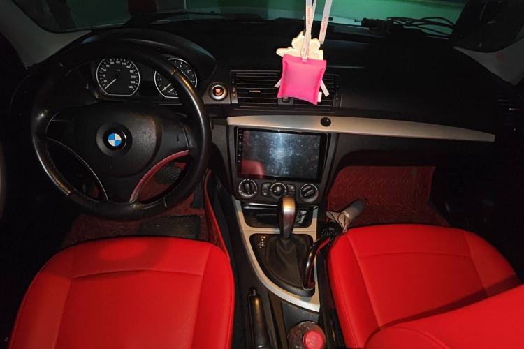 Used BMW 1 Series 2008 120i automatic transmission Center Console