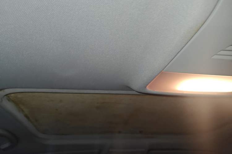 Used BMW 1 Series 2008 120i automatic transmission Headliner