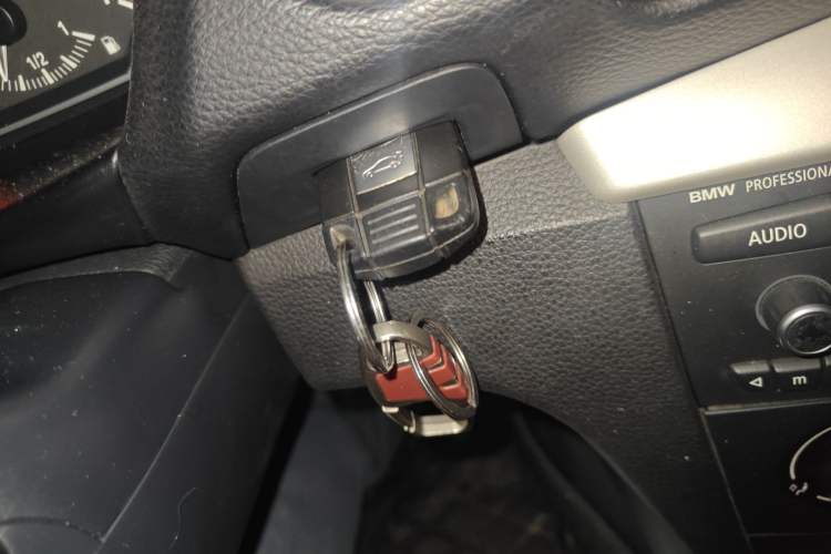 Used BMW 1 Series 2008 120i automatic transmission Vehicle Key