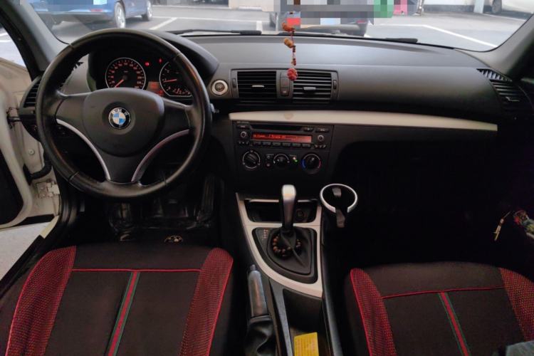 Used BMW 1 Series 2008 120i automatic transmission Center Console