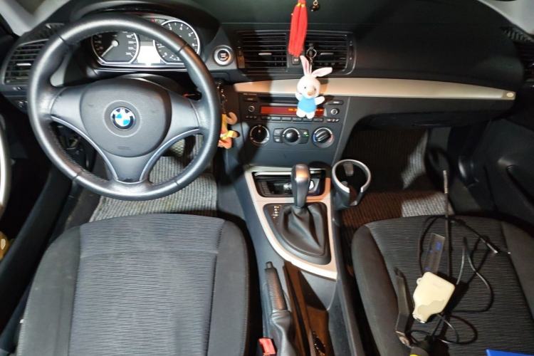 Used BMW 1 Series 2008 120i automatic transmission Center Console